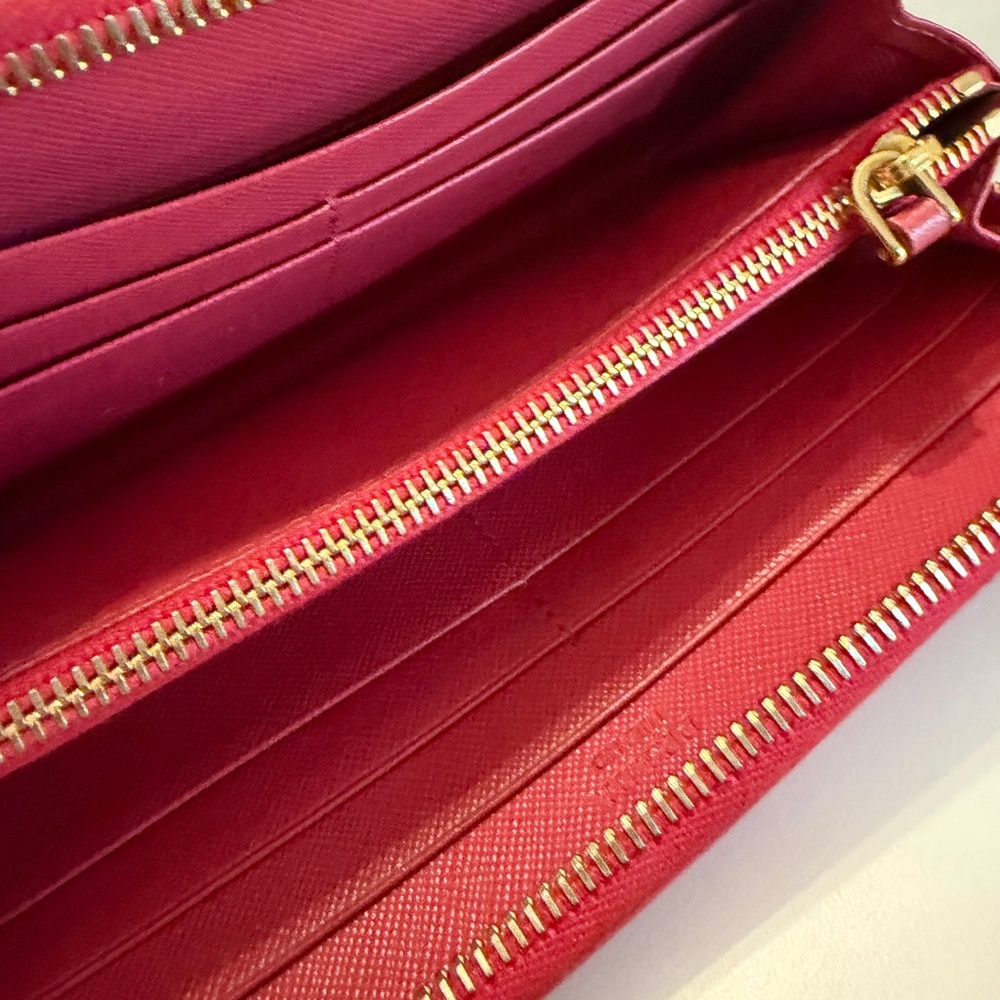 Prada Prada Red Saffiano Leather Bow Zip Around Wallet - Picture 6 of 12